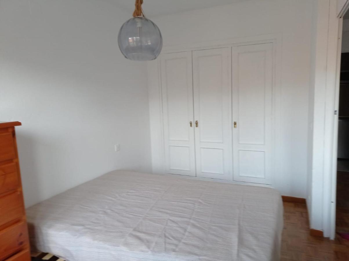 Luminoso, Centrico Y Silencioso Apartamento Jaca Kültér fotó